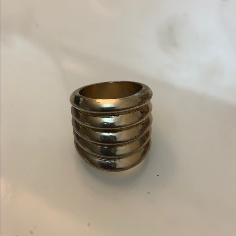 Gold ring